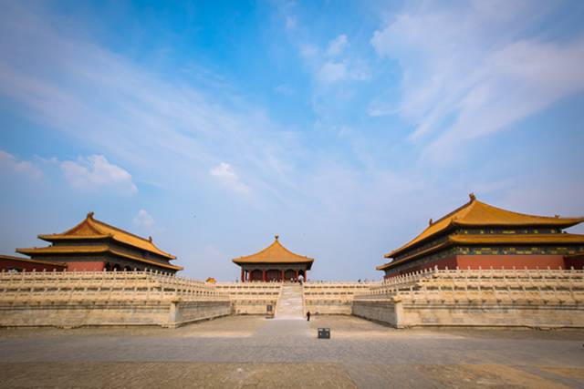 羊人生于农历三月，一生运势全解析，福禄双全还是劳碌命？-第2张图片-慢点富算命网